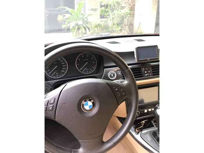 Cần bán Bán BMW 320i DK lần đầu 2010 xe nhà sử dụng