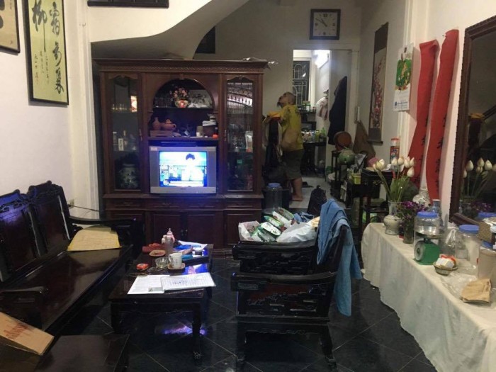 Nhà đẹp phố Minh Khai, 42m2, ngõ 4m, ô tô, kinh doanh.