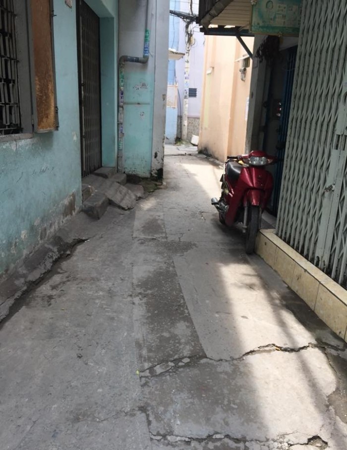 Chuyển nhà cần bán nhà hẻm thoáng, cách MT 50m, Thích Quảng Đức, P5