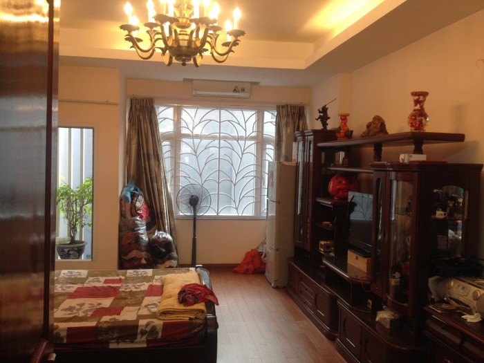 Bán nhà phân lô Vip Tôn Thất Tùng, Đống Đa 2 mặt thoáng, ô tô đỗ 36M x 5T