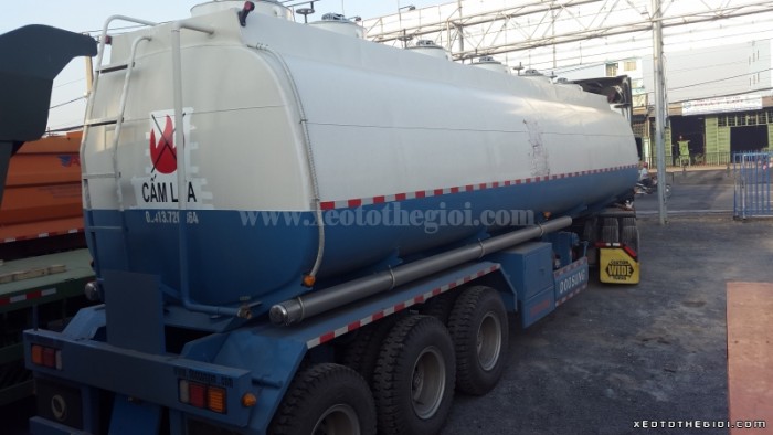 Sơ mi rơ moóc xi téc chở xăng - 39 khối. Doosung Hàn Quốc.