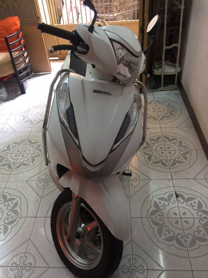 Bán Honda Lead 125 Fi - Màu trắng - Đăng ký 2014