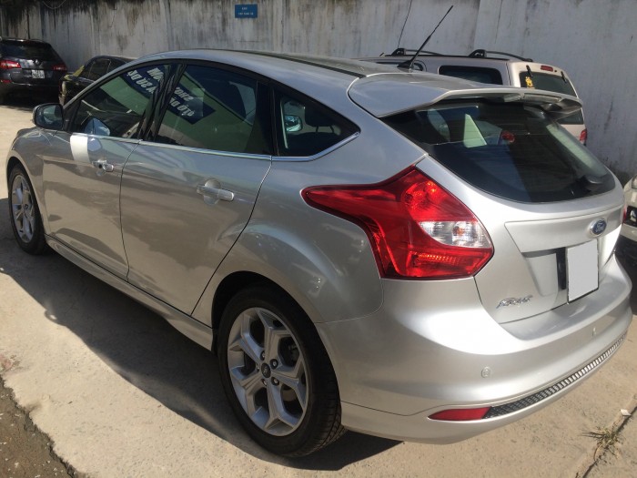 Ford Focus 2.0l 5 Cửa 2013