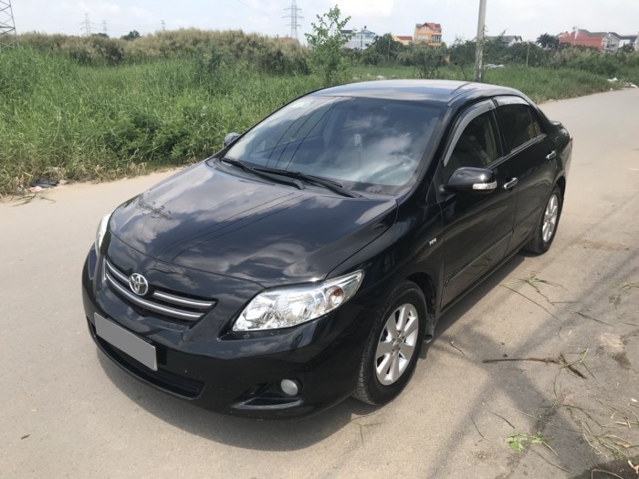 Nhà cần bán Toyota Altis at màu đen 2009