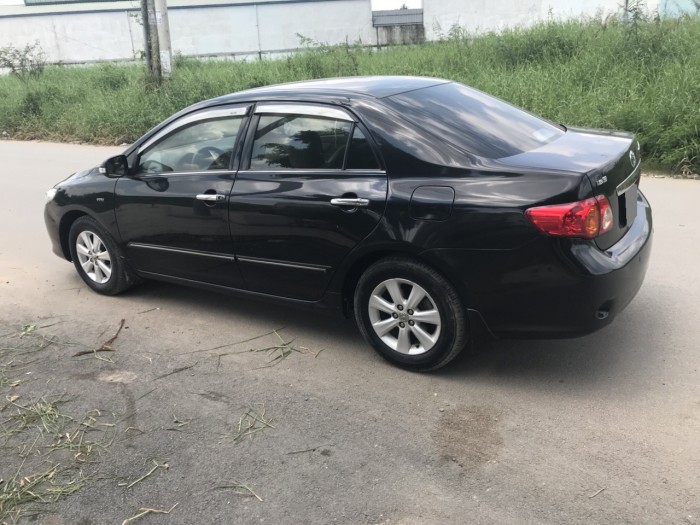 Nhà cần bán Toyota Altis at màu đen 2009