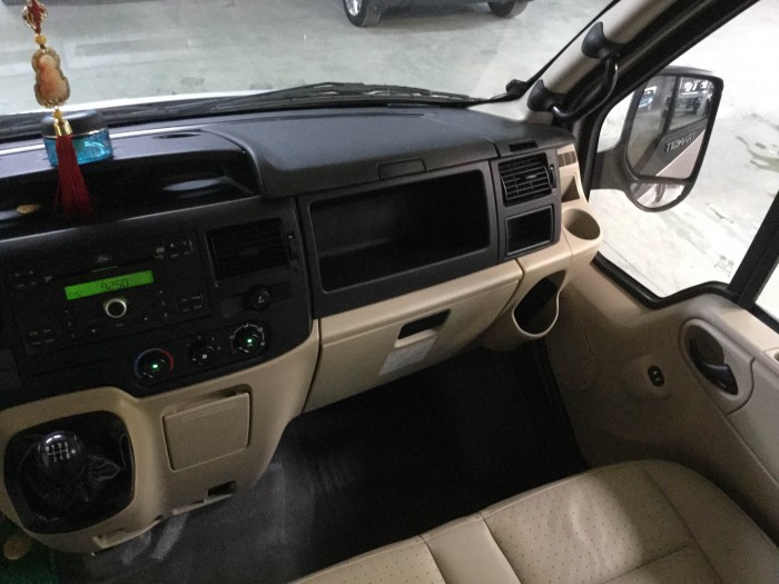 Bán Ford Transit Luxury 2017