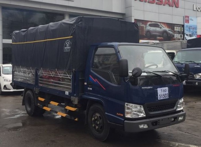 Xe Hyundai iz49 Đô Thành 2.4 tấn màu xanh
