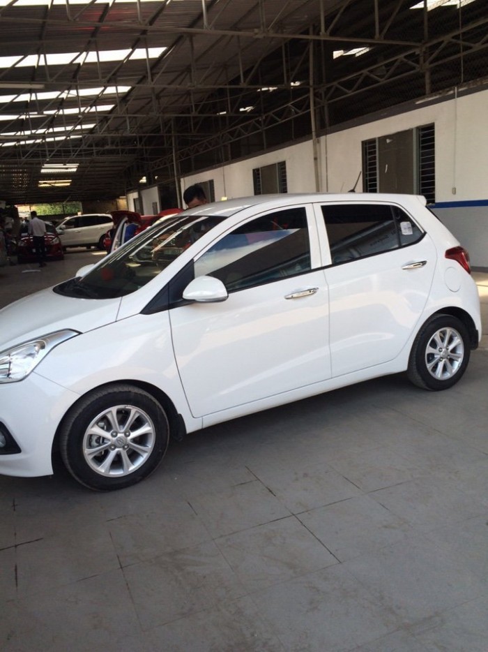 Bán Hyundai Grand i10 1.0MT 2016 màu trắng bstp