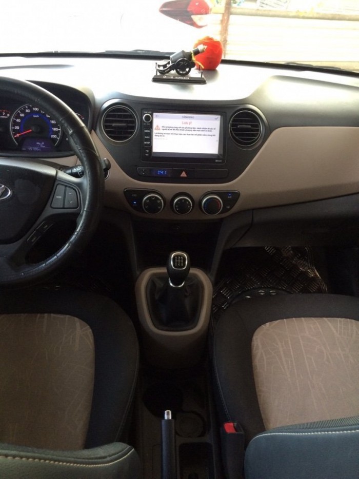 Bán Hyundai Grand i10 1.0MT 2016 màu trắng bstp