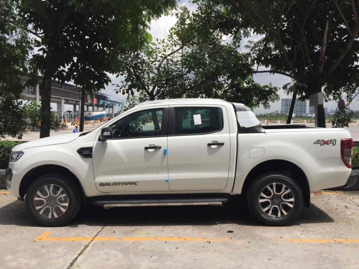 Bán Ford Ranger (xe mới, đời 2017) .Khuyến mãi 45 Triệu+ Phụ kiện