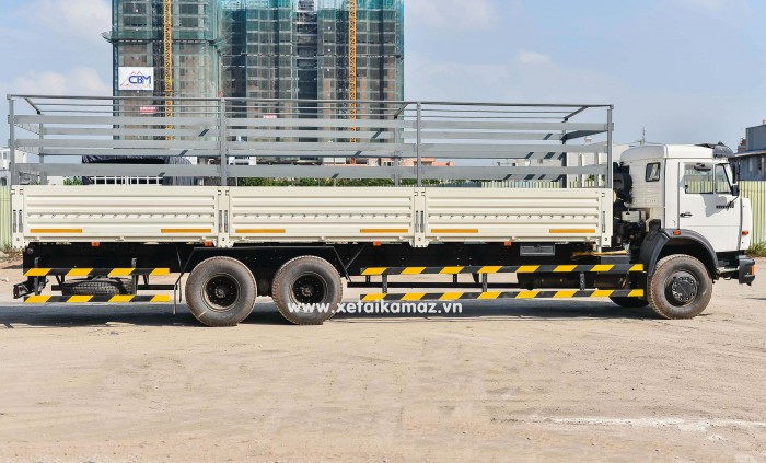 Xe Tải Thùng Kamaz 53229, thung dai 9m3