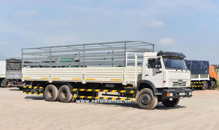Xe Tải Thùng Kamaz 53229, thung dai 9m3