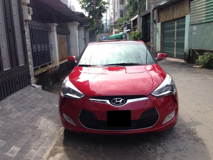 Cần bán xe Hyundai Veloster 2012 tự động màu đỏ nhập khẩu Hàn Quốc