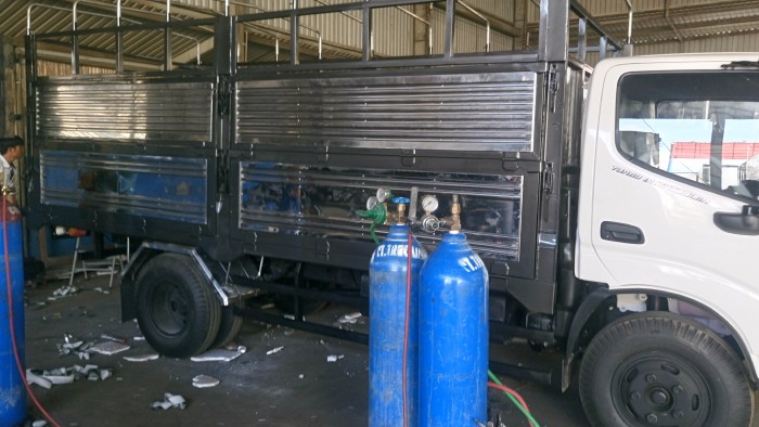Bán xe tải Hino 4.7 tấn WU342  JD3. KHuyến mãi 100% lệ Phí trước bạ