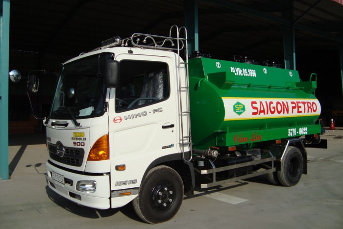 Nhận ngay 100% lệ phí trước bạ khi đặt mua xe tải Hino FC9JJSW 5.7 tấn