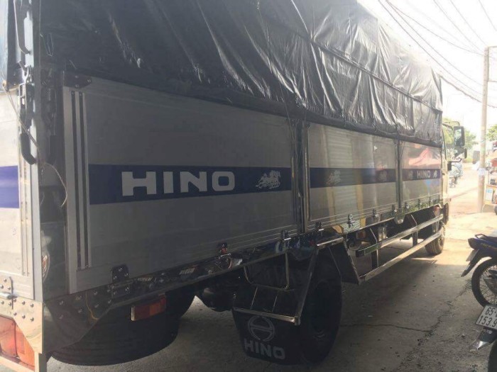 Nhận ngay 100% lệ phí trước bạ khi đặt mua xe tải Hino FC9JJSW 5.7 tấn