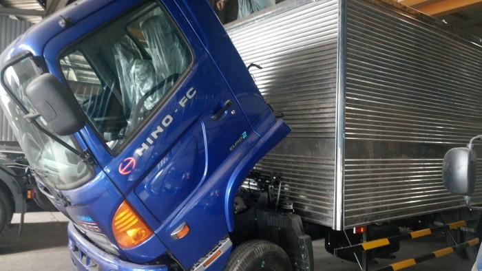 Nhận ngay 100% lệ phí trước bạ khi đặt mua xe Hino FC9JLSW 6.7 tấn