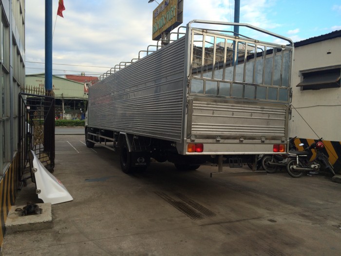 Nhận ngay 100% lệ phí trước bạ khi đặt mua xe tải Hino FG JPSL 8.7 Tấn trong tháng 10