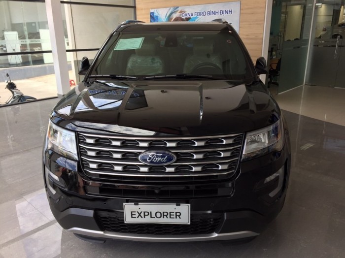 Bán xe Ford Explorer (xe nhập Mỹ, xe mới) .Xe đủ màu, Giao xe ngay