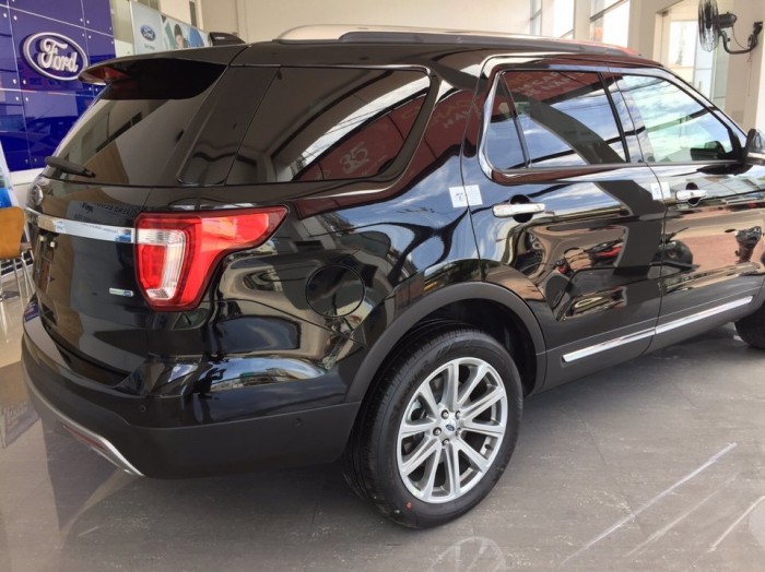 Bán xe Ford Explorer (xe nhập Mỹ, xe mới) .Xe đủ màu, Giao xe ngay