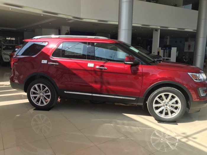 Bán xe Ford Explorer (xe nhập Mỹ, xe mới) .Xe đủ màu, Giao xe ngay