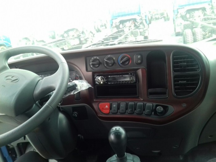 Xe tải Hyundai HD99 6,5 tấn hỗ trợ trả góp lên đến 90% giá trị xe.