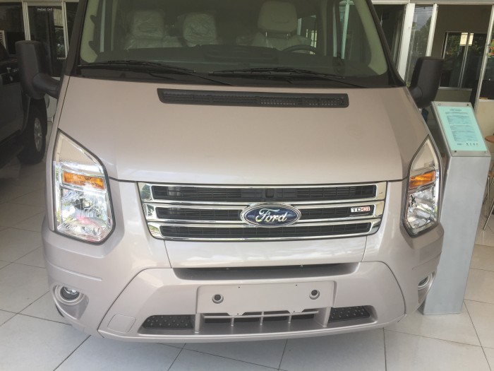 Bán xe Ford Transit 2017, ba phiên bản, đủ màu, giao xe nhanh, hỗ trợ đăng ký, hỗ trợ vay ngân hàng
