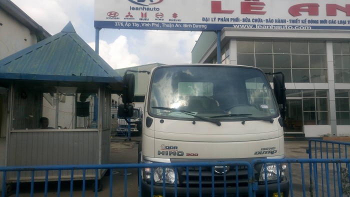 Xe Hino WU342L JD3 - 4.7 tấn nhập khẩu - Đóng thùng theo yêu cầu