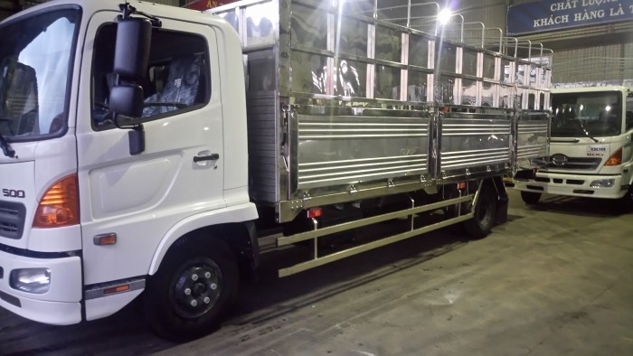 Xe Hino FC9JLSW - 6.5 tấn Nhập Khẩu - Giá Hấp Dẫn - Giao Xe Ngay