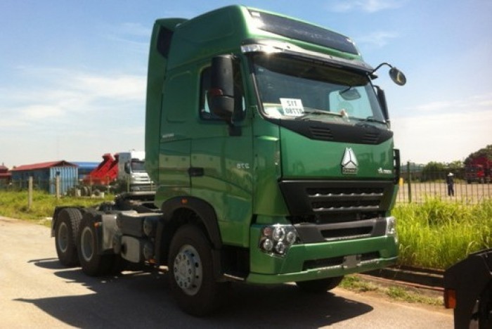 Đầu kéo Howo 375Hp 2017