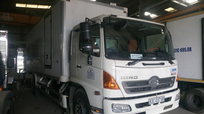Chỉ cần trả trước 230 triệu có thể sở hữu được ngay xe tải Hino FG8JPSB 8.4 tấn