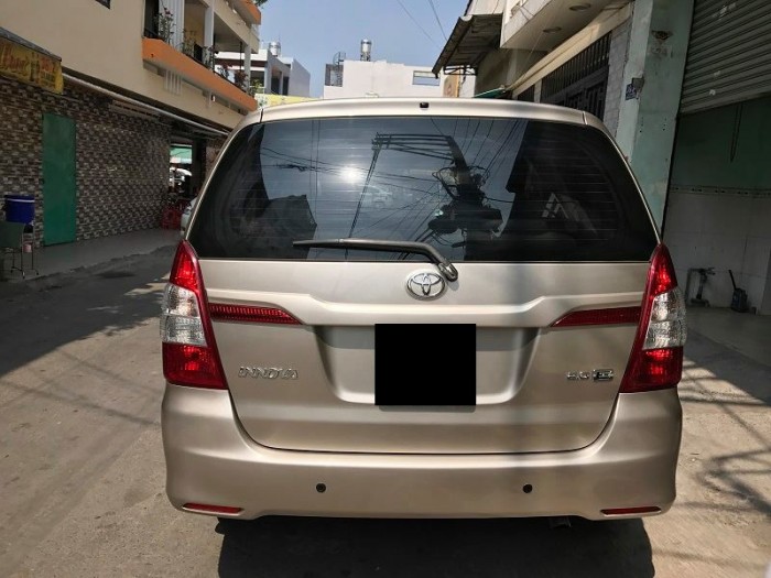 Cần tiền bán Innova 2015 số sàn mới cứng