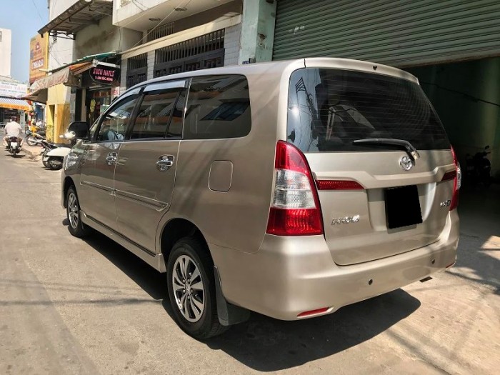 Cần tiền bán Innova 2015 số sàn mới cứng