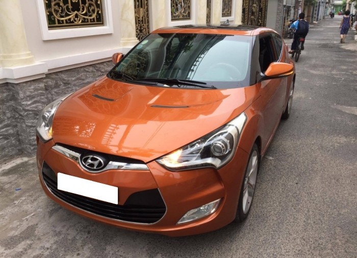 Xe nhà bán gấp Hyundai Veloster 2012 nhập khẩu đỏ tự động đẹp mới cứng zin
