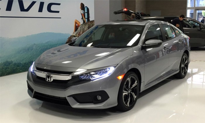 Ô Tô Honda Civic 1.5Turbo 2017