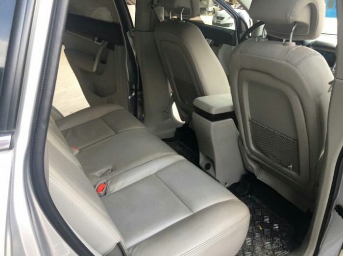 Chevrolet Captiva LT, 2.4 số sàn, 2013, rất ít đi, cho vay 70%