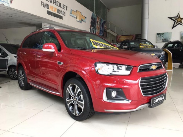 Bán ô tô Chevrolet Captiva đời 2017