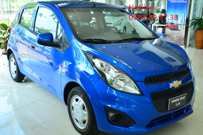 Bán Chevrolet Spark Van năm 2017, màu đỏ