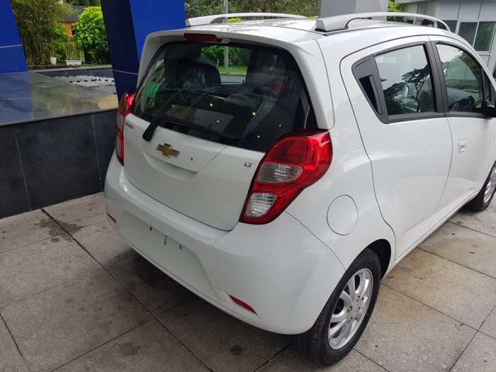 Bán Chevrolet Spark  hoàn toàn mới.