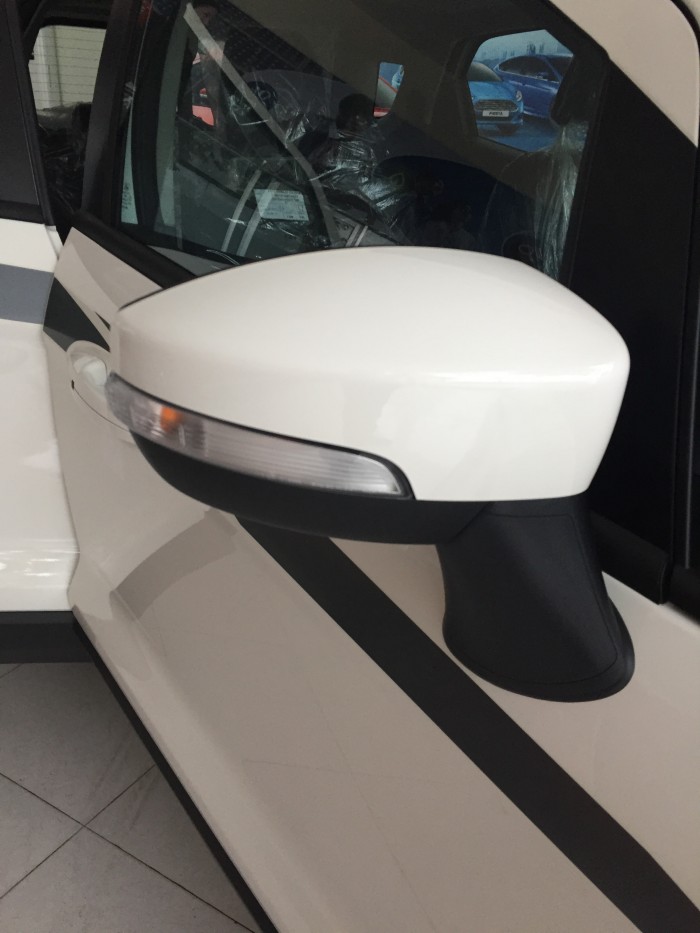 Ford Ecosport 2018,tây ninh bán xe Ecosport Titanium màu trắng số tự động