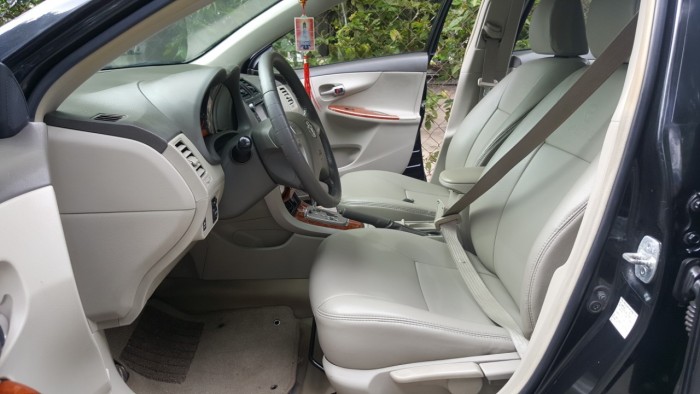 Bán em Altis 2009 at màu đen mới zin nguyên không lỗi