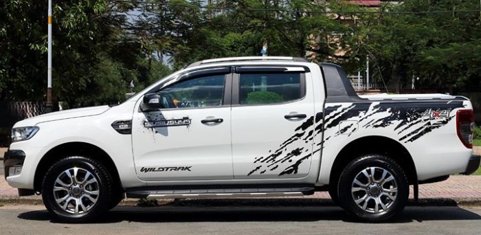 Bán Ford Ranger WildTrak 3.2 4x4 màu trắng 2016 full options
