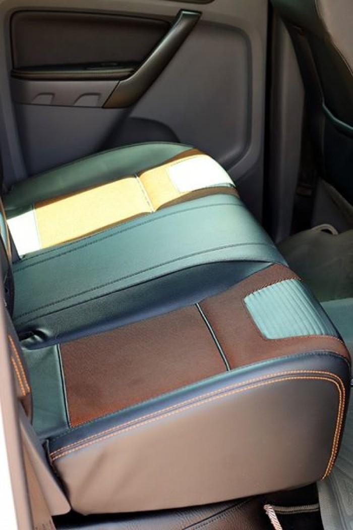 Bán Ford Ranger WildTrak 3.2 4x4 màu trắng 2016 full options
