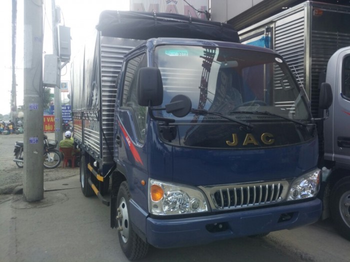 Xe Tải Jac 2,4 Tấn Giá Rẻ Tạng Phí Trước Bạ