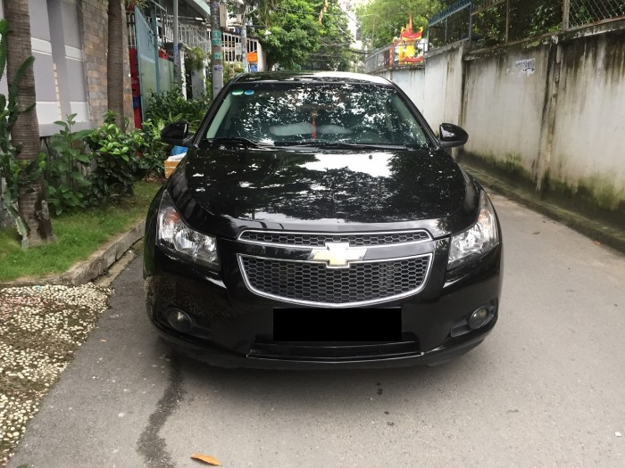 Bán xe Chevrolet Cruze 2012 số sàn màu đen còn rất mới