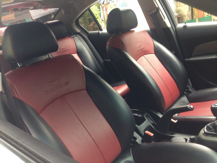 Chevrolet Cruze 2017 trắng số sàn mới 99%