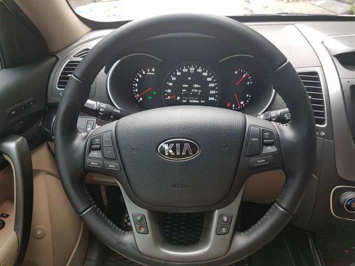 Kia Soenro 12/2016 GATH màu trắng đập thùng zin nguyên