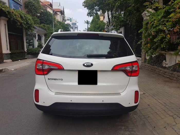 Kia Soenro 12/2016 GATH màu trắng đập thùng zin nguyên