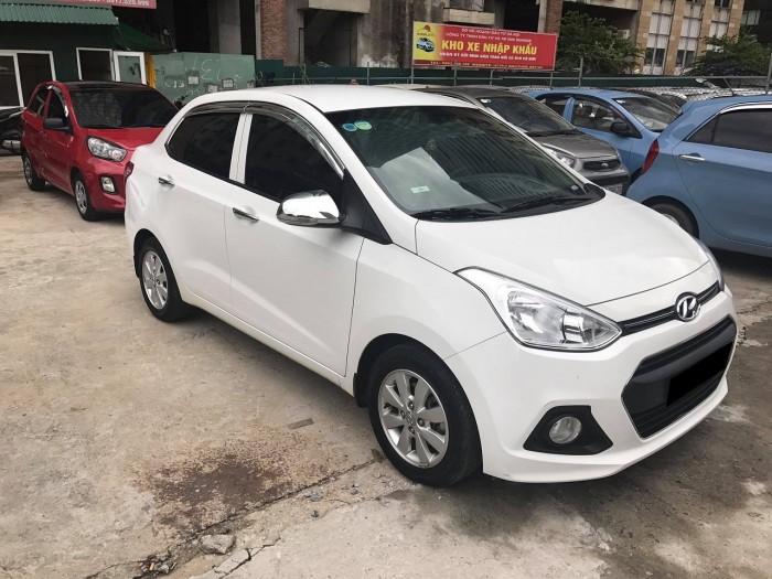 Bán chiếc Hyundai I10 2016 mt màu trắng nhập nguyên chiếc Ấn Độ