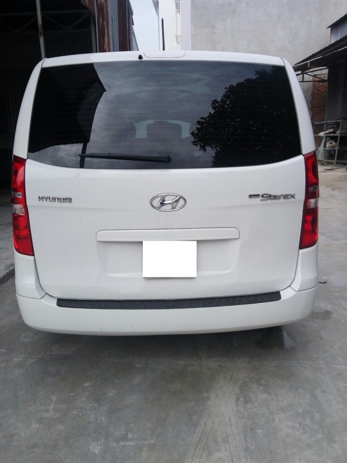 Hyundai Starex 2.5MT, máy dầu, 2016, nhập Hàn, cho vay đến 75%